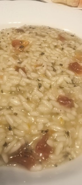 Ризотто с вялеными томатами: путешествие во вкусе