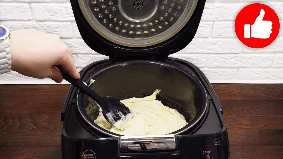 Вкусный манник на кефире с творогом: простой рецепт для мультиварки