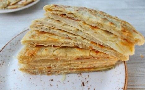Восточные лепёшки за 10 минут: хрустящий завтрак с характером