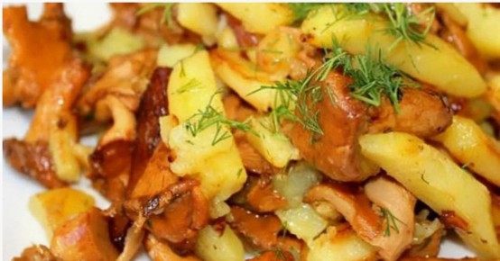 Вкусное сочетание: картошка с грибами на сковороде