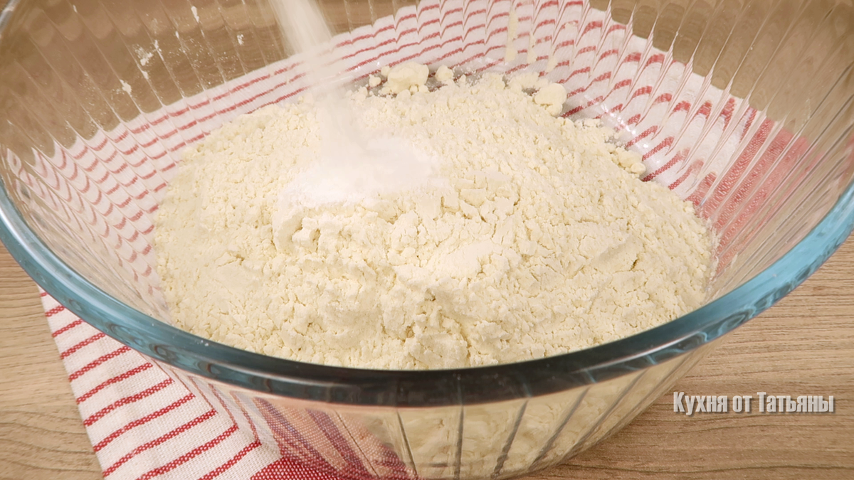 Удивительный рецепт пирога с вареньем: как добиться идеальной начинки