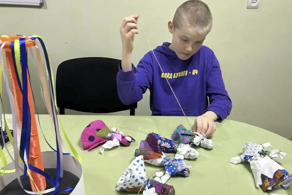 Тепло весеннего солнца: Масленица в Верхнемакеевском центре