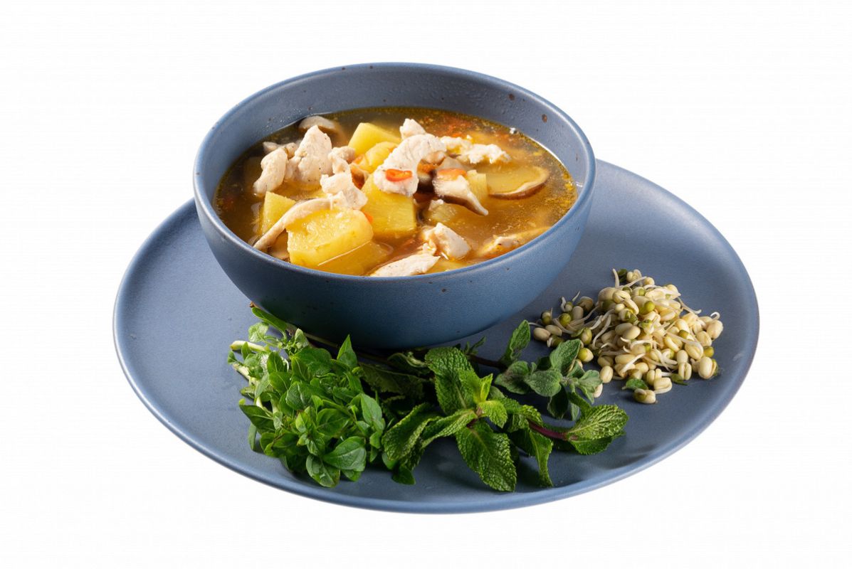 Вьетнамский суп с ананасом