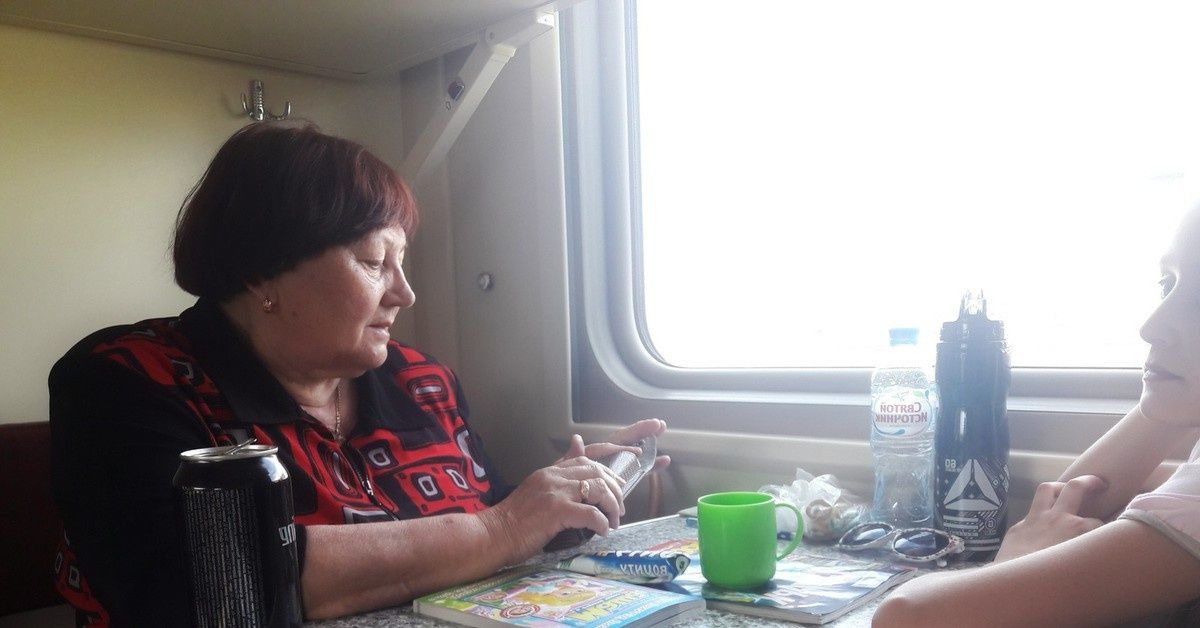 Как комфортно перекусить в длительном путешествии на поезде