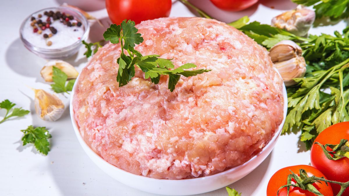 Доступные рецепты: 9 бюджетных и вкусных блюд из овощей и куриного фарша