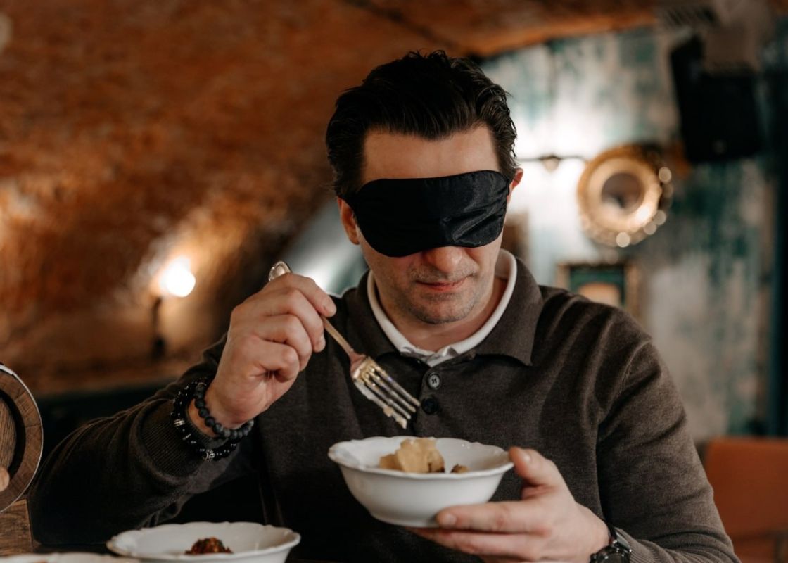 Кулинарный эксперимент в Ron de Pipa: пытайтесь угадать блюдо вслепую!