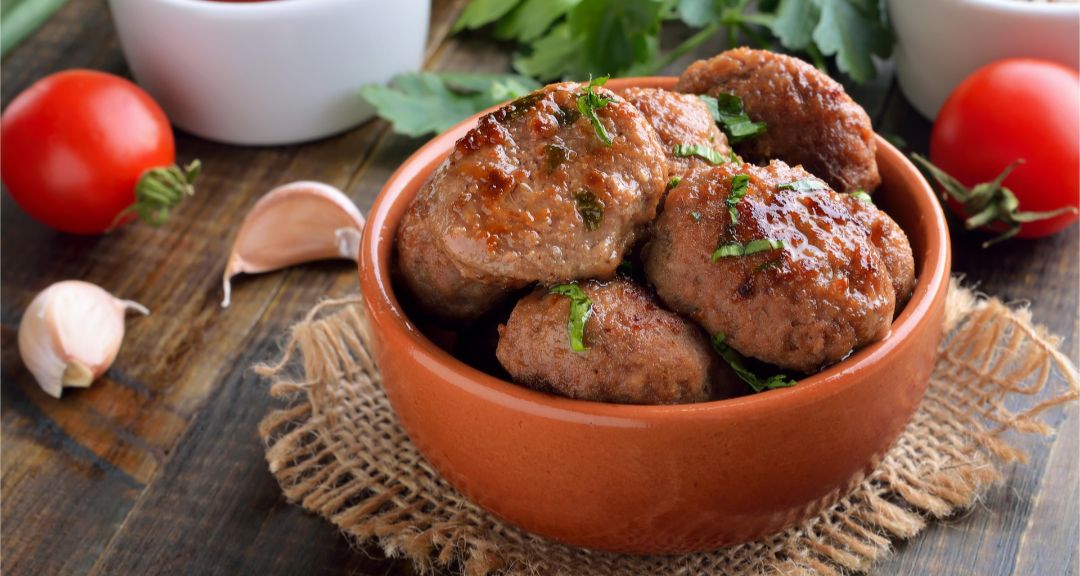 Немецкие котлеты, которые наполнят ваш стол сочностью