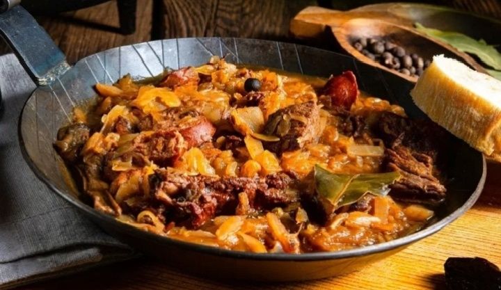 Как приготовить бигос с говядиной для зимнего угощения