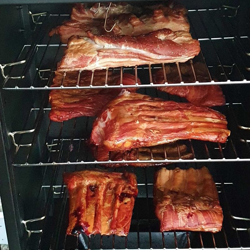 Как правильно закоптить мясо: секреты и советы