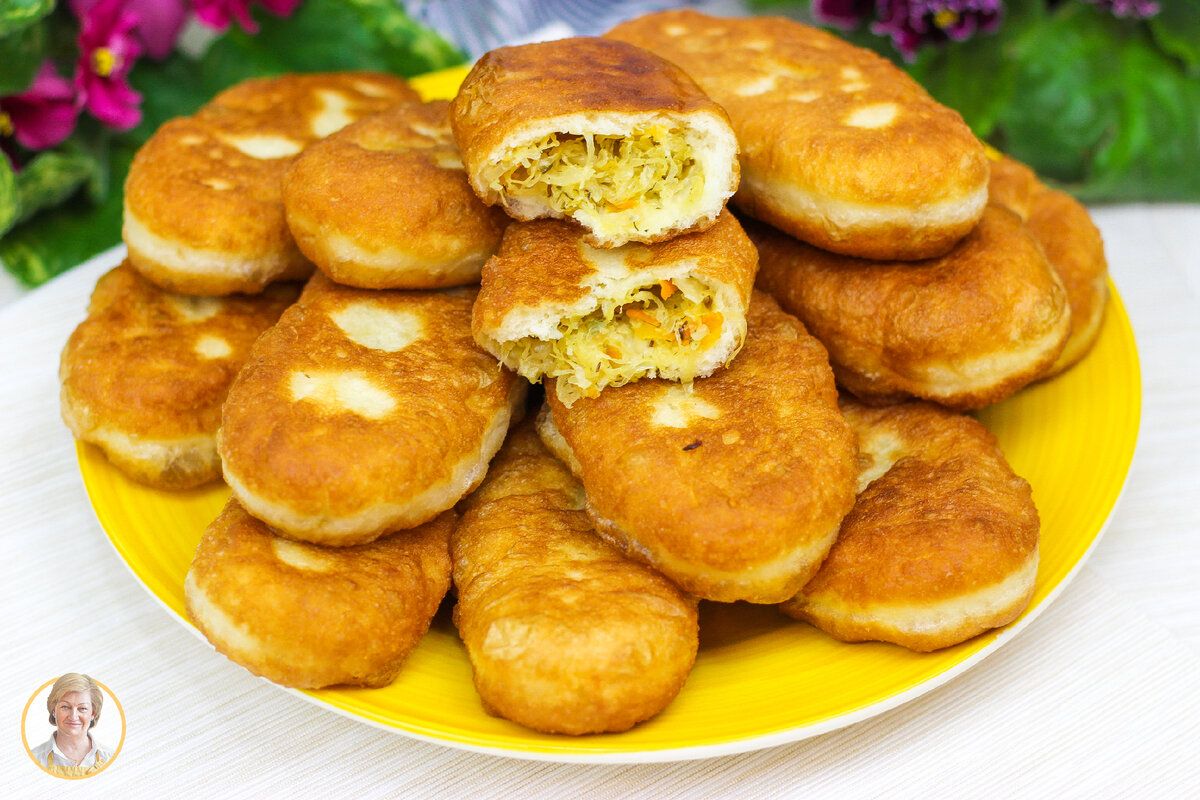 Восхитительные жареные пирожки с квашеной капустой: секреты идеального рецепта