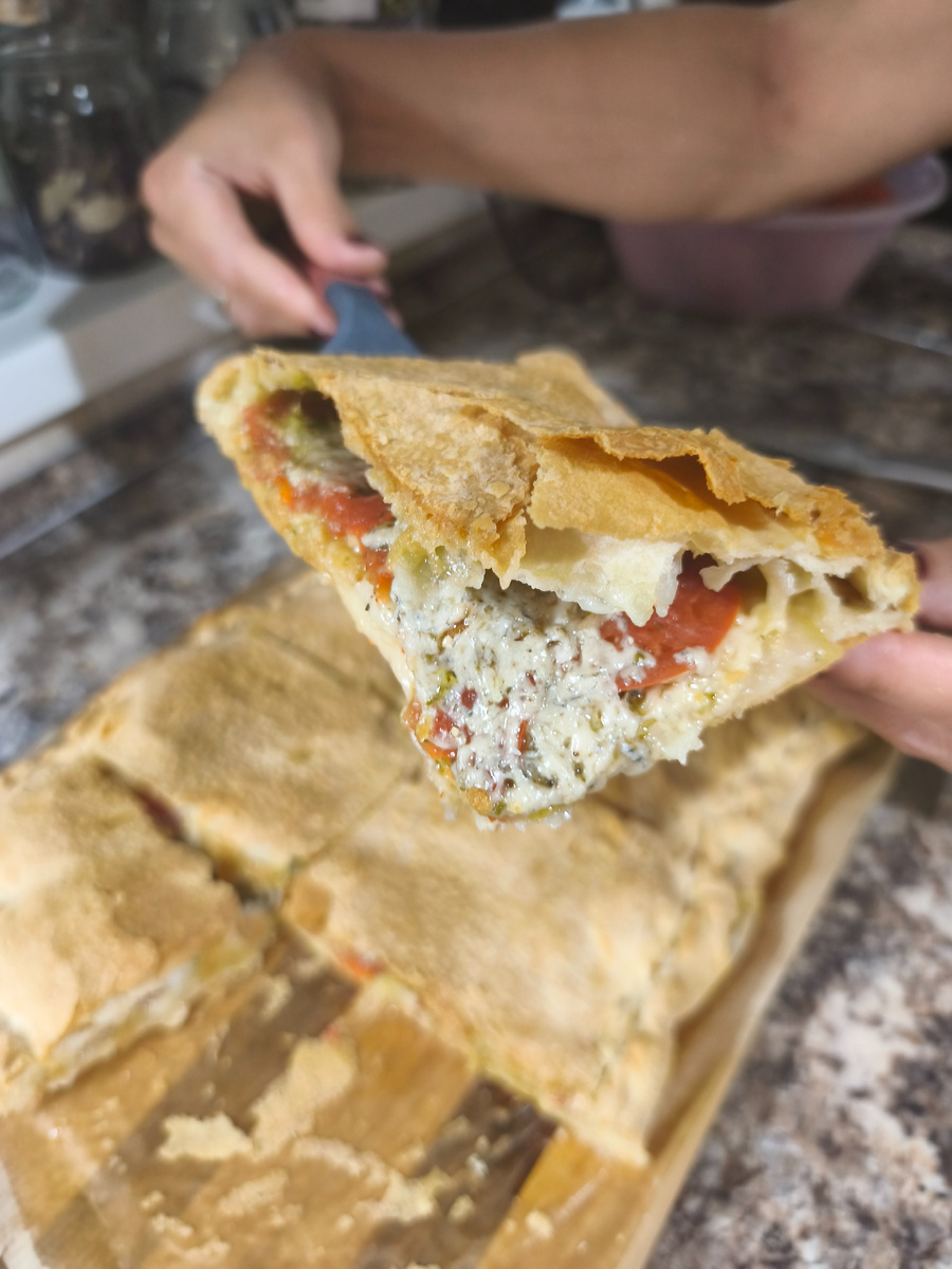 Неповторимая фокачча с грушей и сыром: простой рецепт для гурманов