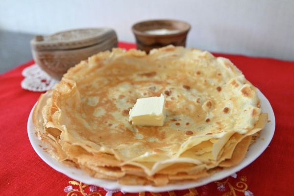 Царские красные блины: рецепт от шеф-повара