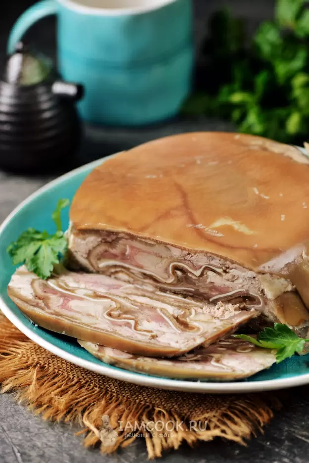 Зельц из свиных ушей: традиционная закуска с новым вкусом