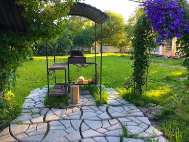 Уютная дачная встреча: как семейные связи укрепляются на природе