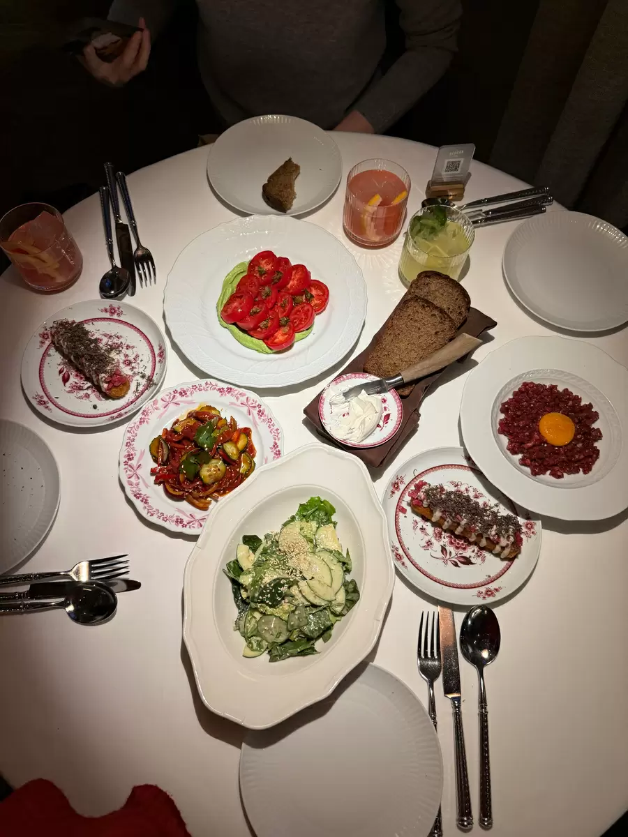 Элегантный гастрономический опыт: что предлагает Reborn на Петроградке?