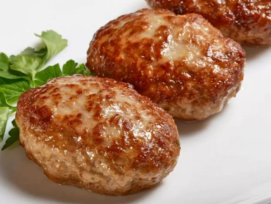 Секреты идеальных котлет: как добиться вкуса, о котором мечтали